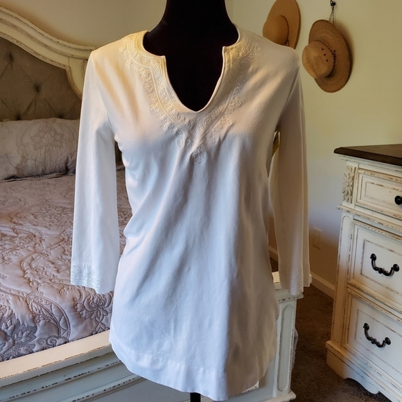 Lilly Pulitzer White Embroidered Trim Stretch Knit 3/4 Sleeve Tunic Sz xs - Picture 10 of 10